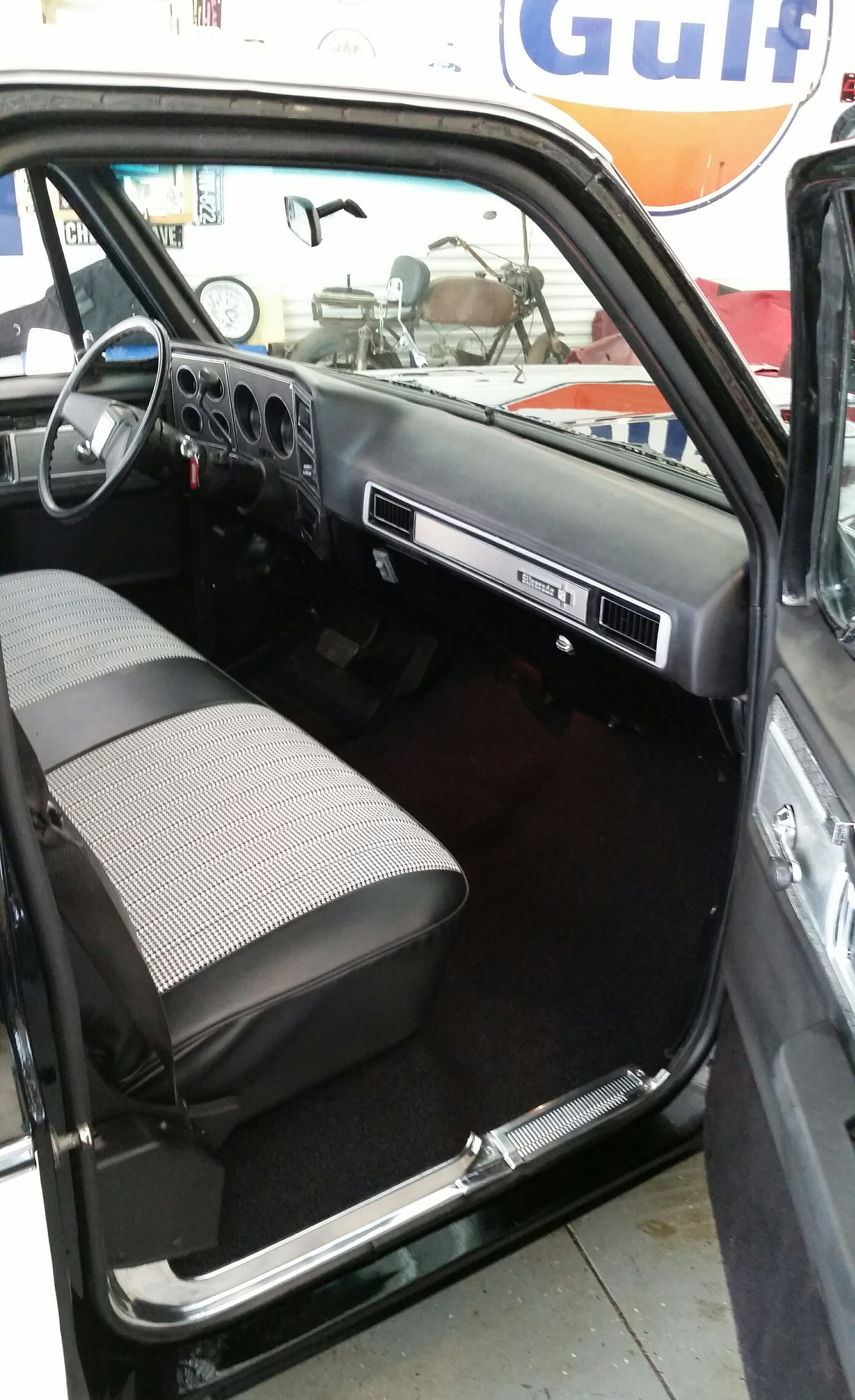 78 Chevy Truck interior